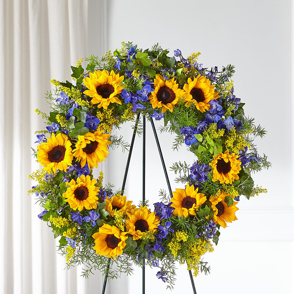 Bright Rays Wreath – BLOOMERS FLOWER & ASHLEY JO ANTIQUES, Corry PA