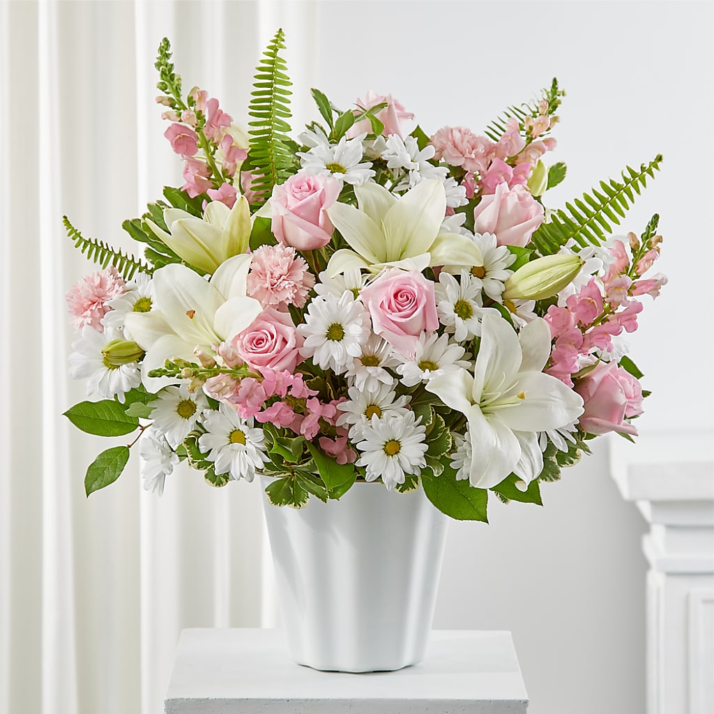 Soft Touch Tabletop Basket – BLOOMERS FLOWER & ASHLEY JO ANTIQUES, Corry PA