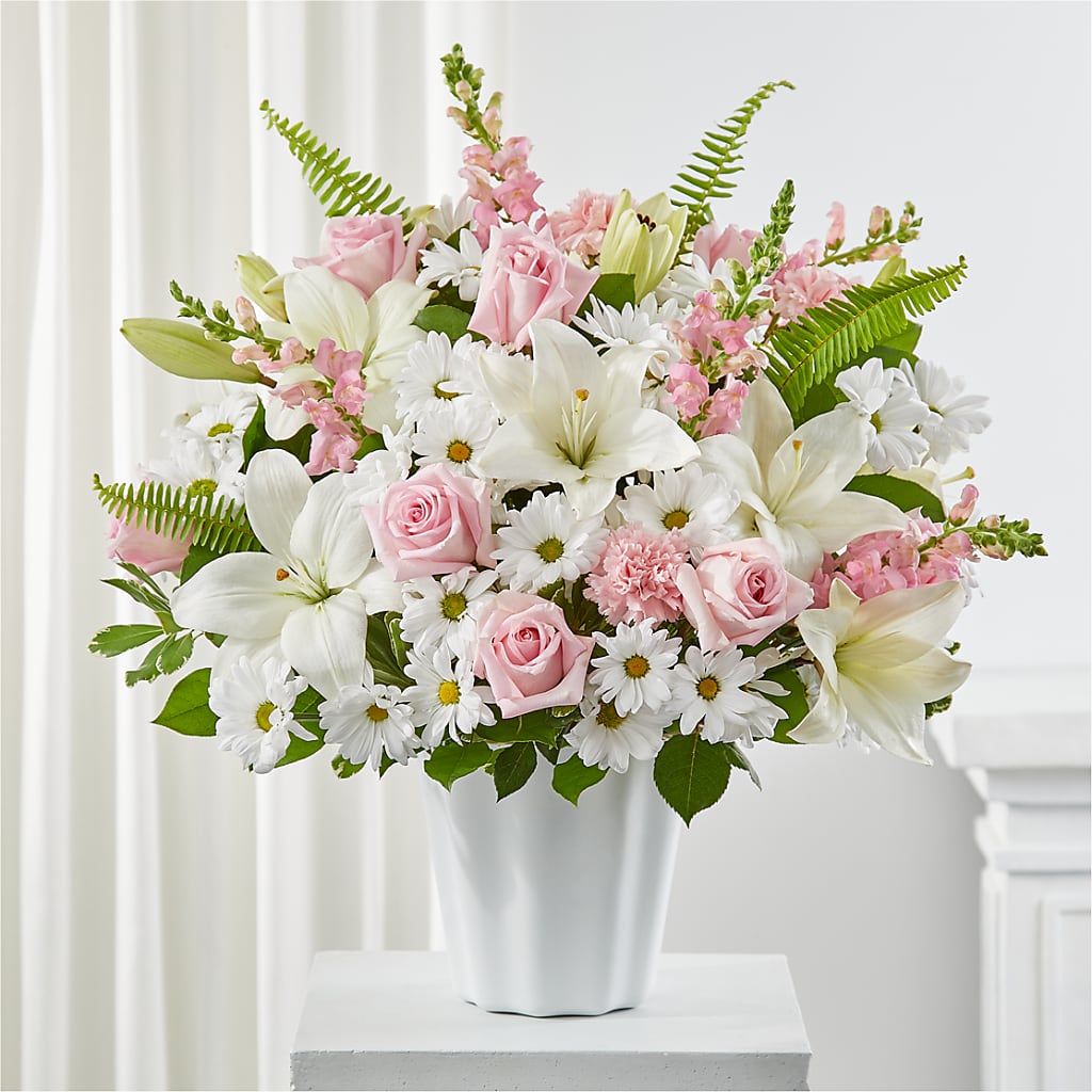 Soft Touch Tabletop Basket – BLOOMERS FLOWER & ASHLEY JO ANTIQUES, Corry PA