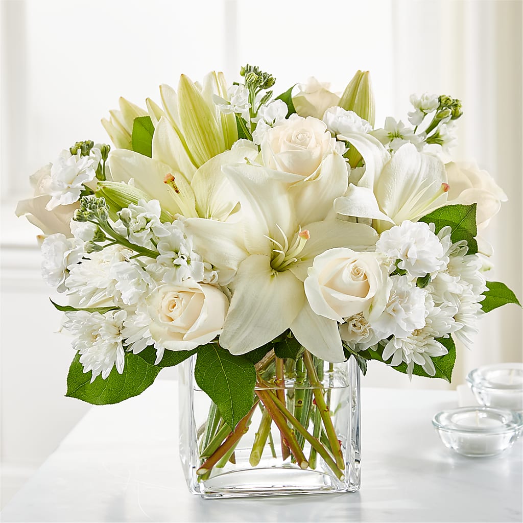 Gentle Breeze Bouquet – BLOOMERS FLOWER & ASHLEY JO ANTIQUES, Corry PA