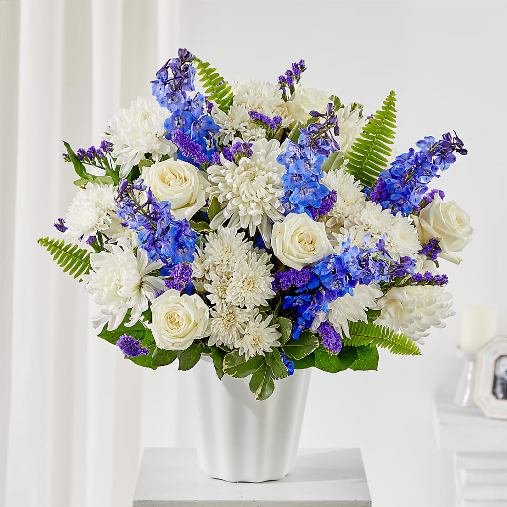 Hold Dear Tabletop Basket – BLOOMERS FLOWER & ASHLEY JO ANTIQUES, Corry PA
