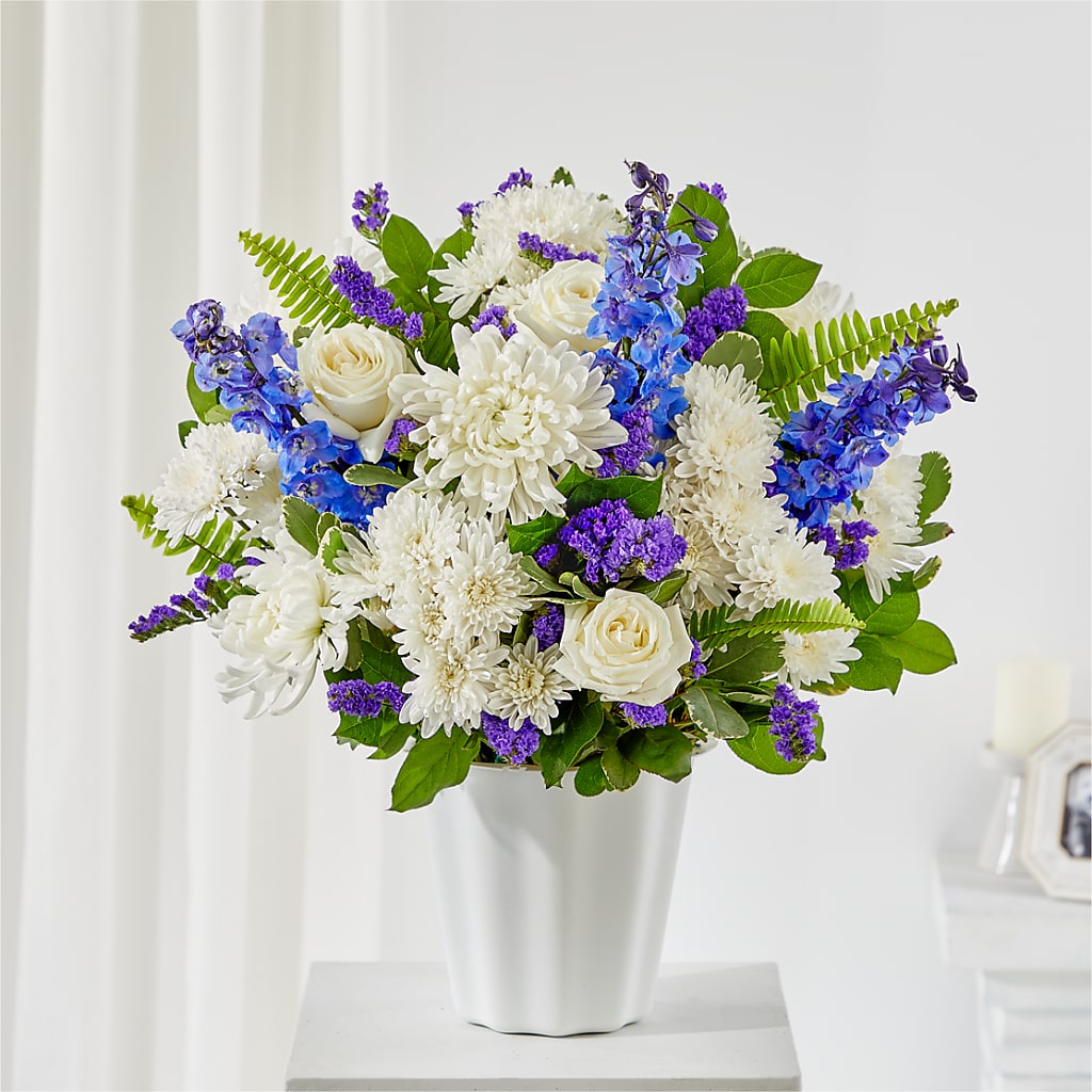 Hold Dear Tabletop Basket – BLOOMERS FLOWER & ASHLEY JO ANTIQUES, Corry PA