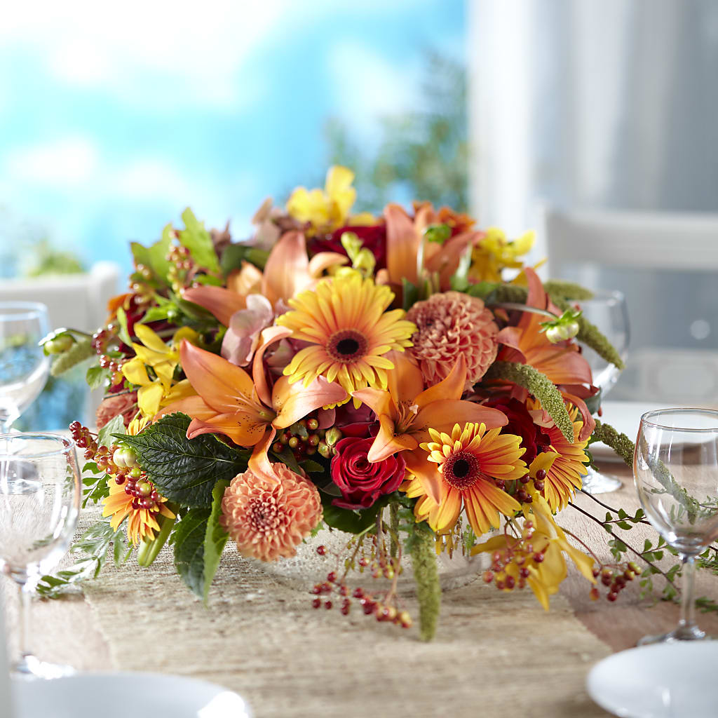 One and Only Centerpiece – BLOOMERS FLOWER & ASHLEY JO ANTIQUES, Corry PA
