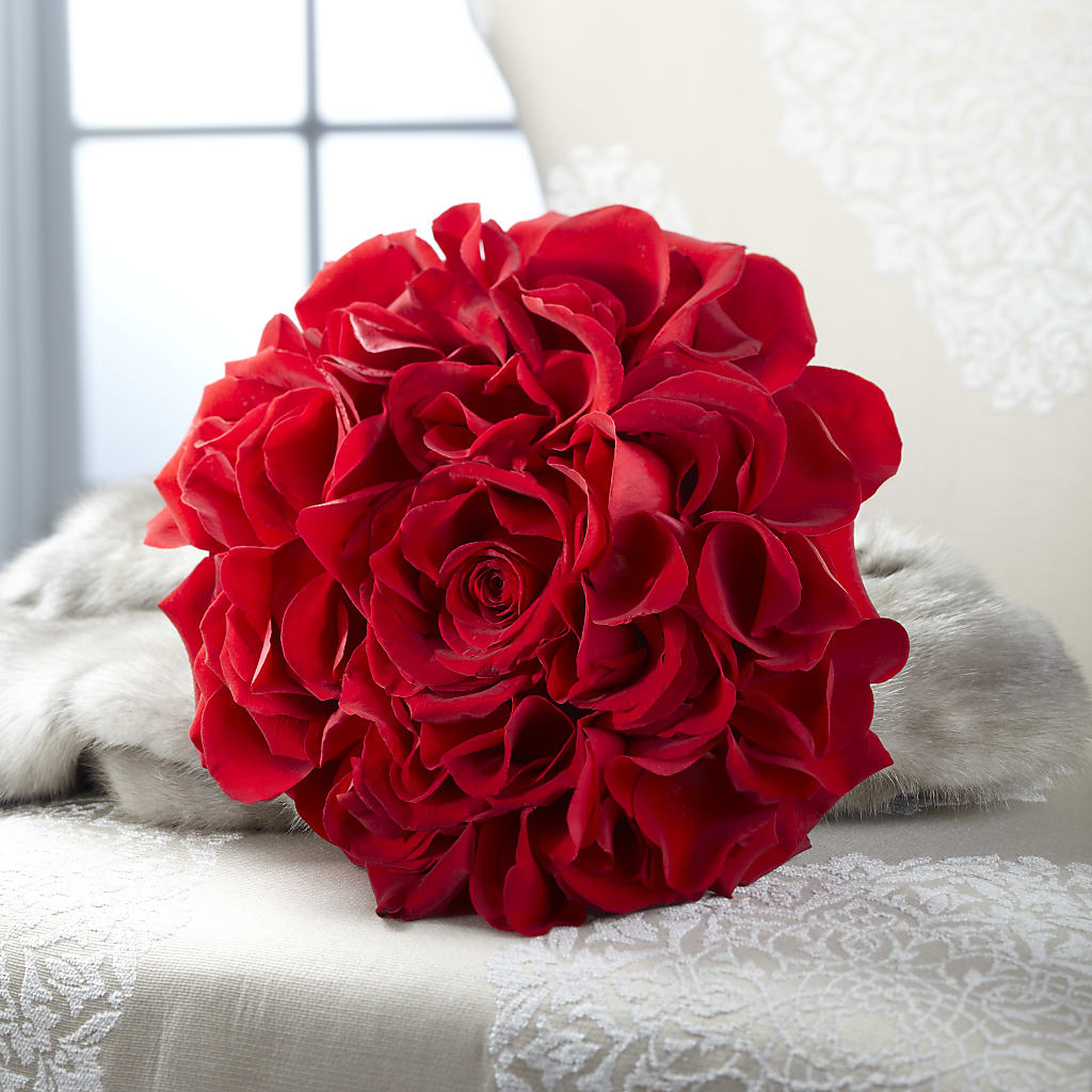 Composite Rose Bouquet – BLOOMERS FLOWER & ASHLEY JO ANTIQUES, Corry PA