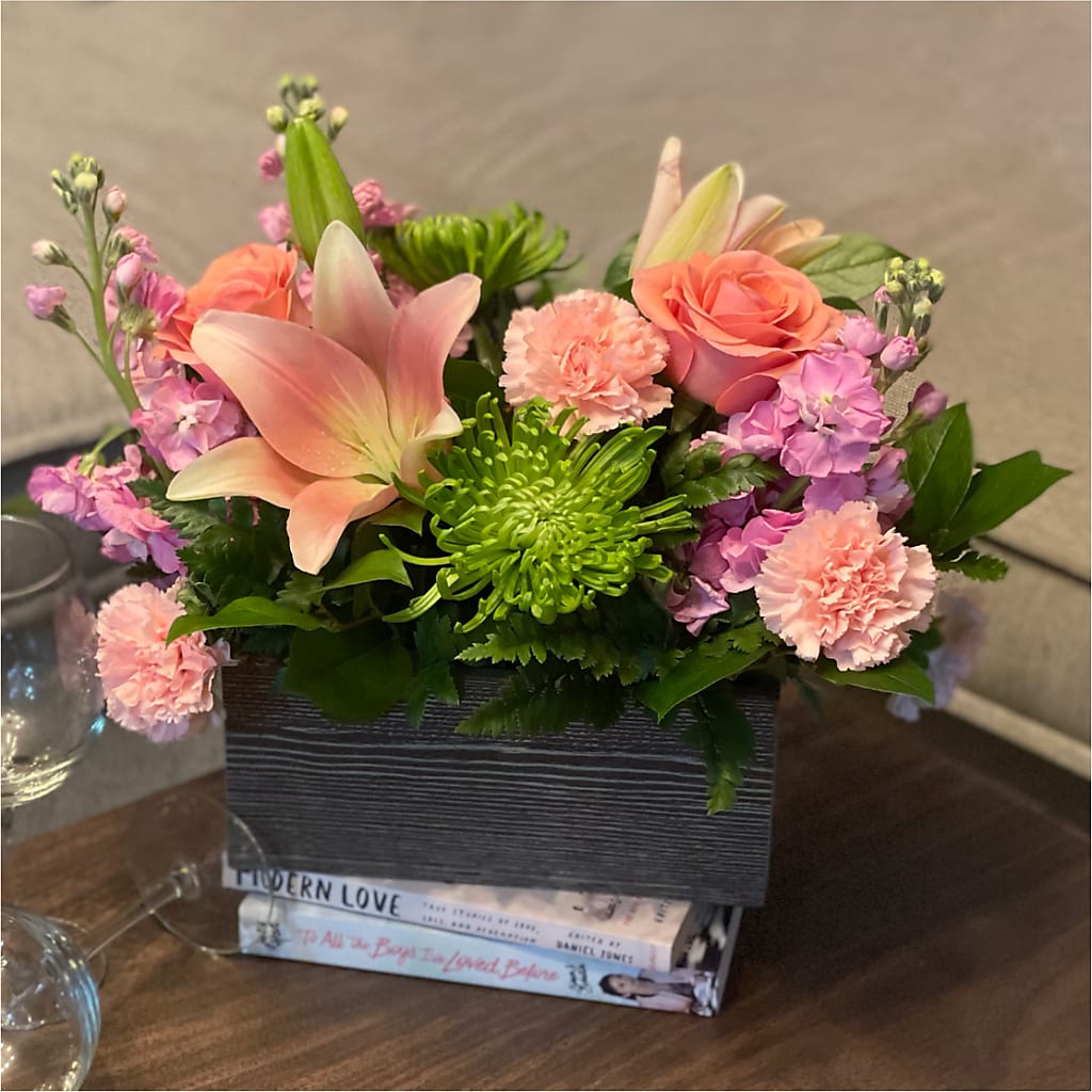 Beautiful Spirit Basket – BLOOMERS FLOWER & ASHLEY JO ANTIQUES, Corry PA