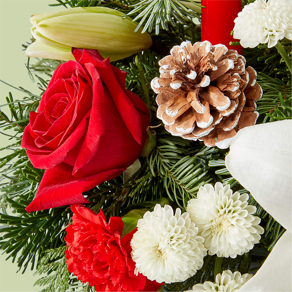 Seasonal Festivities Centerpiece – BLOOMERS FLOWER & ASHLEY JO ANTIQUES, Corry PA