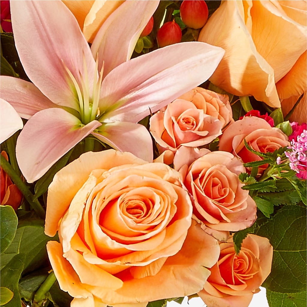 Bisous Bouquet – BLOOMERS FLOWER & ASHLEY JO ANTIQUES, Corry PA