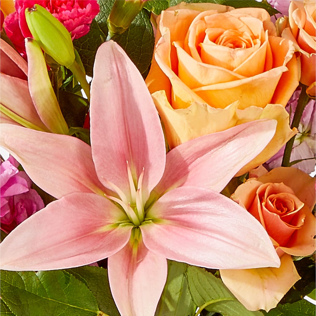 Bisous Bouquet – BLOOMERS FLOWER & ASHLEY JO ANTIQUES, Corry PA