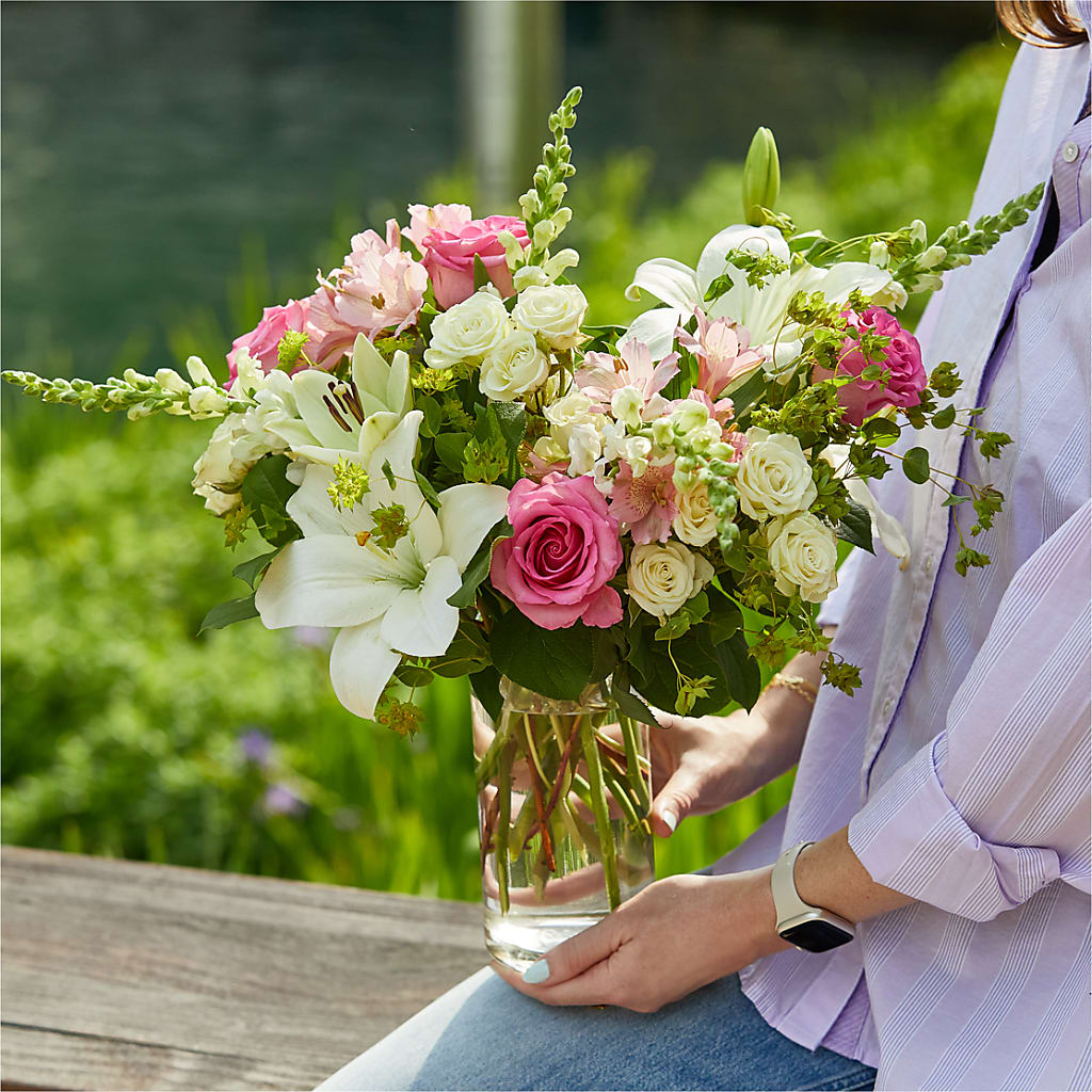 Fondly Bouquet – BLOOMERS FLOWER & ASHLEY JO ANTIQUES, Corry PA